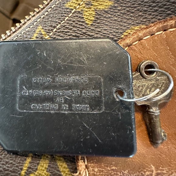 Vintage Louis Vuitton soft suitcase owned by Elwin L Smith circa 1970 - Picture 6 of 11